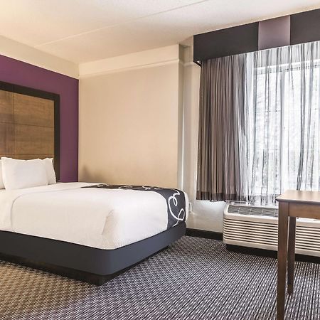 La Quinta By Wyndham Alexandria Airport Otel Dış mekan fotoğraf