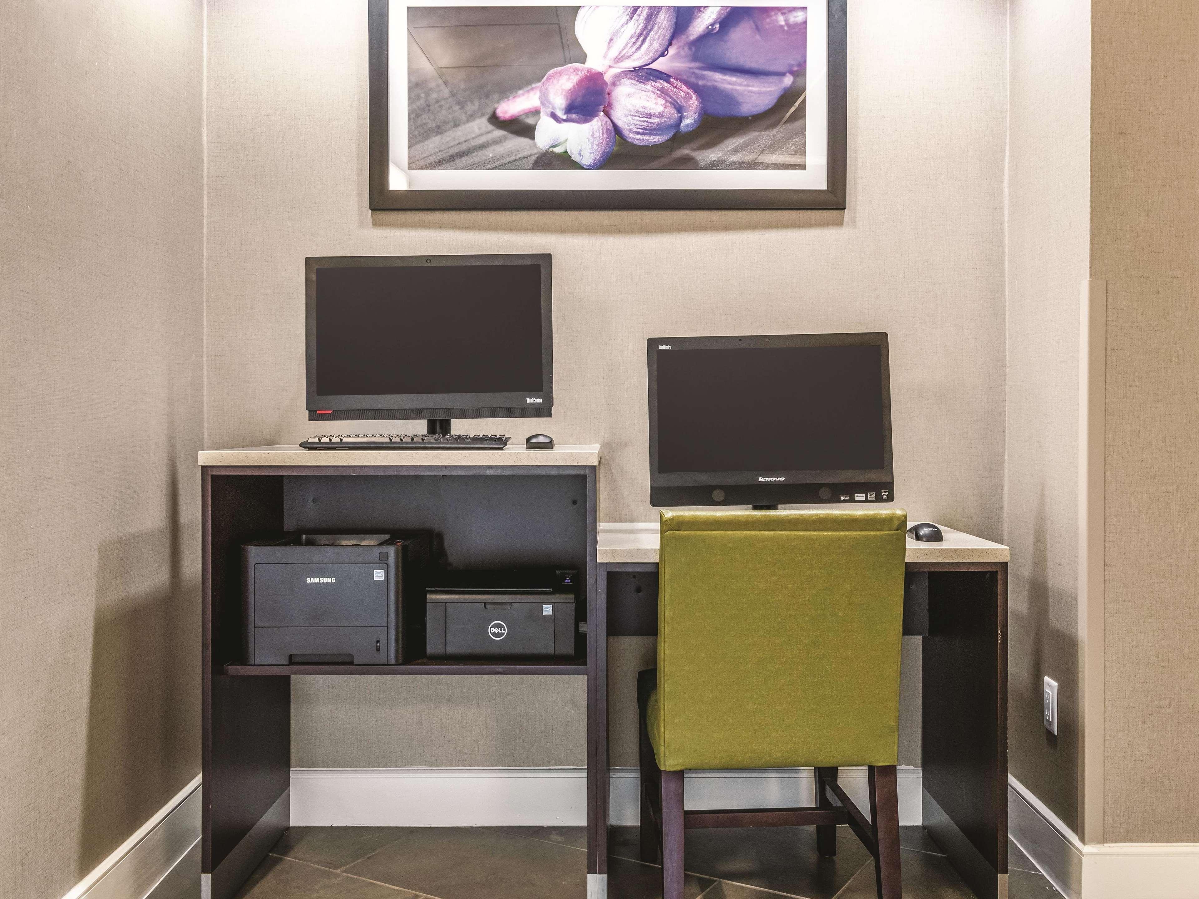 La Quinta By Wyndham Alexandria Airport Otel Dış mekan fotoğraf